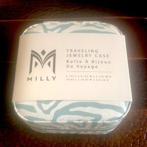 Travel jewelry case